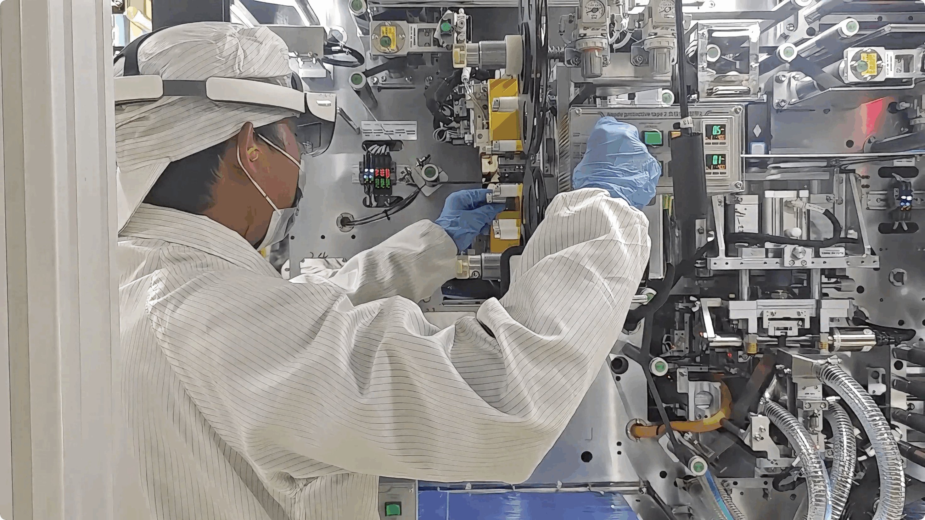 全球首个圆柱电池灯塔工厂！ 亿纬锂能树立智能制造新标杆