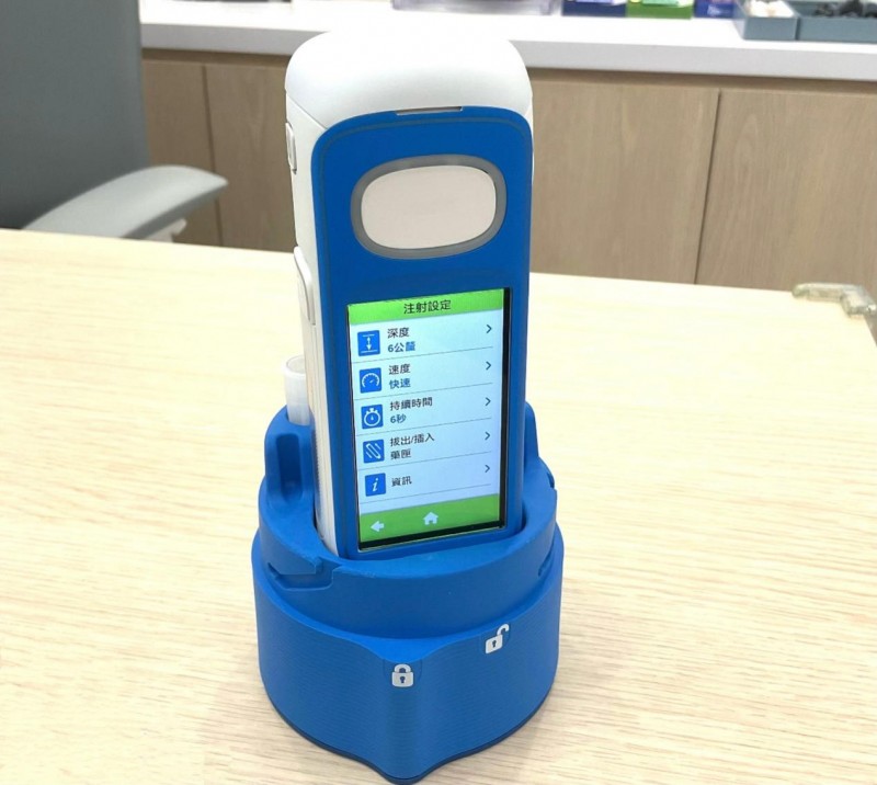 生长激素为矮小儿童带来新希望 香港儿科专科医生刘成志